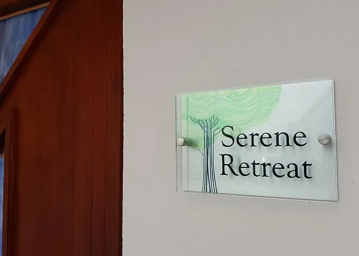 Апартаменти Serene Retreat *